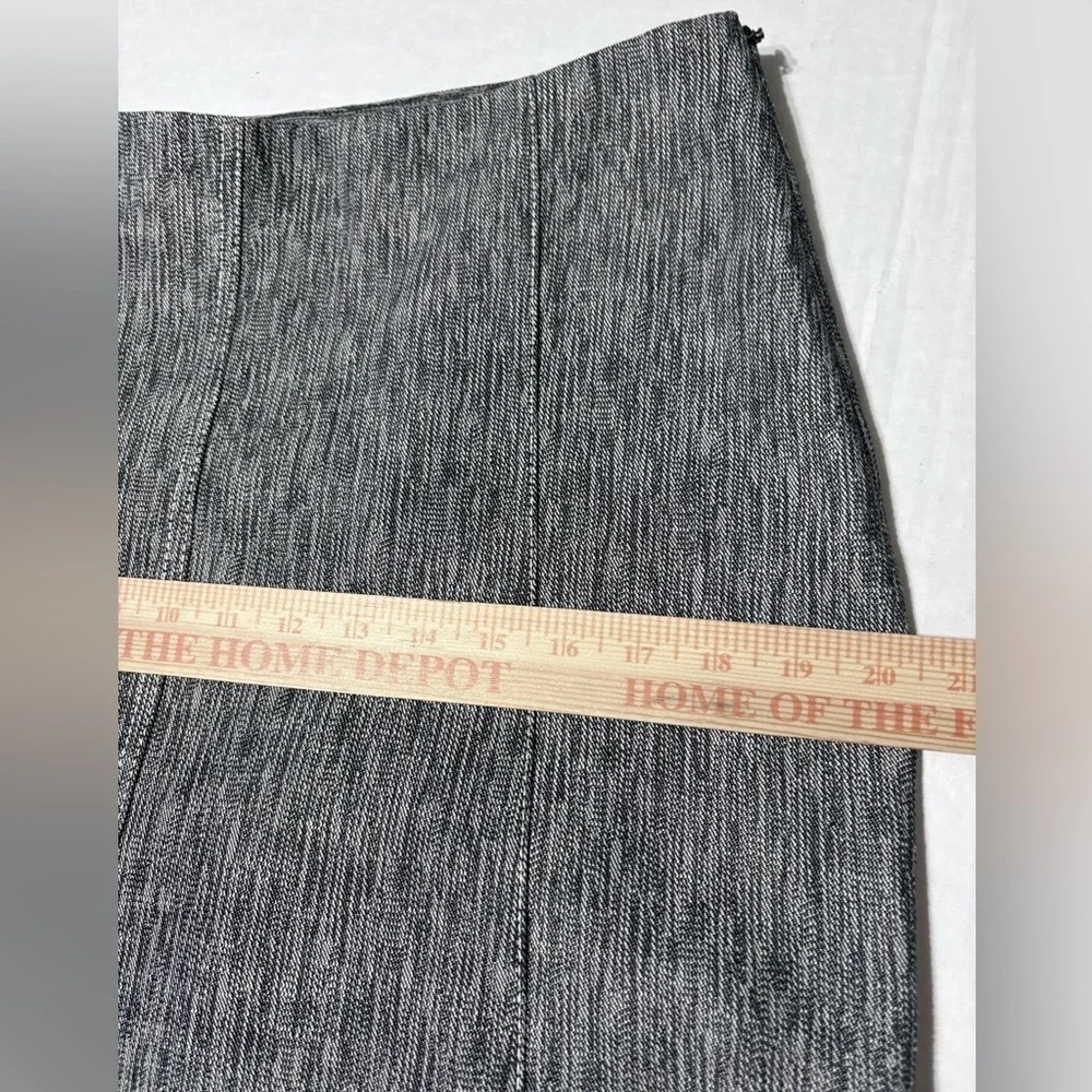 Derek‎ Lam Textured Denim Slubby Weave of White & Blue Trumpet Back Detail. USA